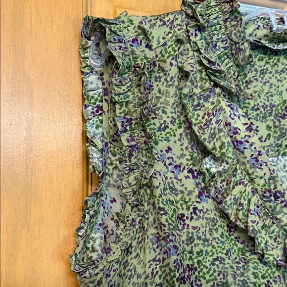 GO BY GO SILK Vibrant Green and Purple Ruffle Blouse - Picture 4 of 6